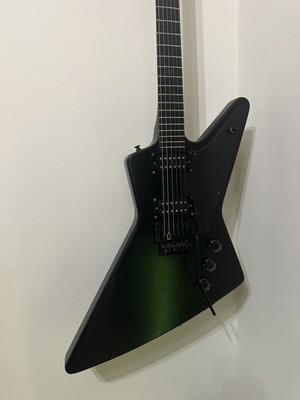 Epiphone Goth Explorer 2004 ηλεκτρική κιθάρα σαν καινούργια με σκληρή θήκη