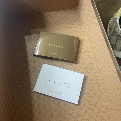 Gucci sneakers used, size 36, beige with box and dust bags