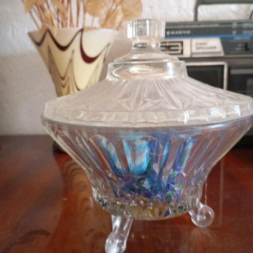 Vintage pressed glass sugar bowl with lid like new