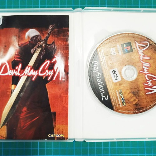 Devil May Cry PlayStation 2 used, with manual, very good condition