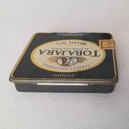 Tobajara metal cigarette case used