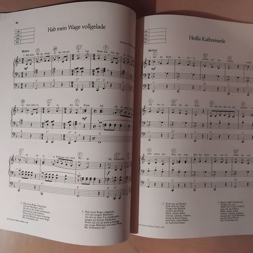 Books for Harmonium by Schott editions like new, German