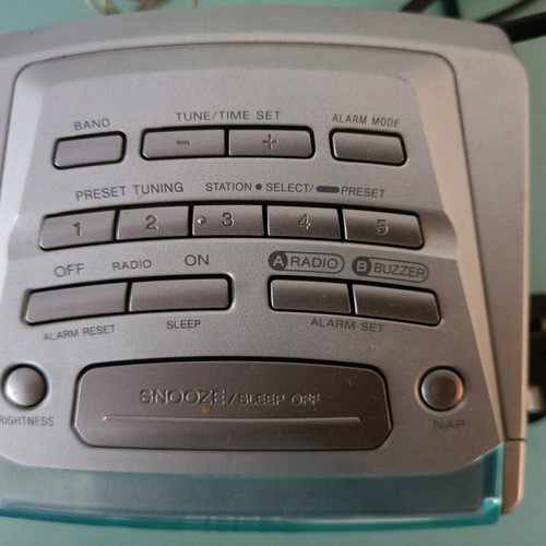 Sony Dream Machine radio used, wired