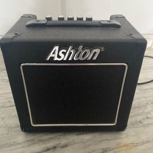 Ashton GA10 guitar amplifier 10W used