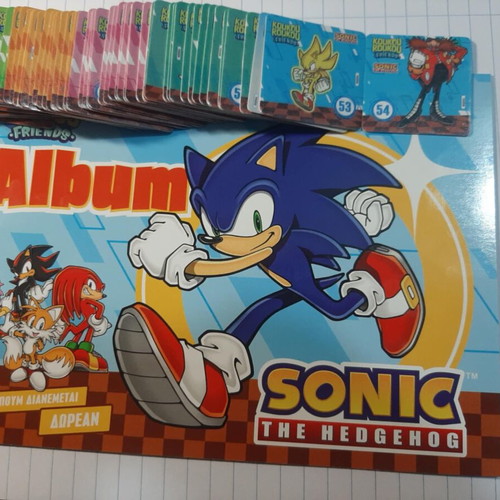 Sonic Koukouroukou Set Album With Stickers And Figures New