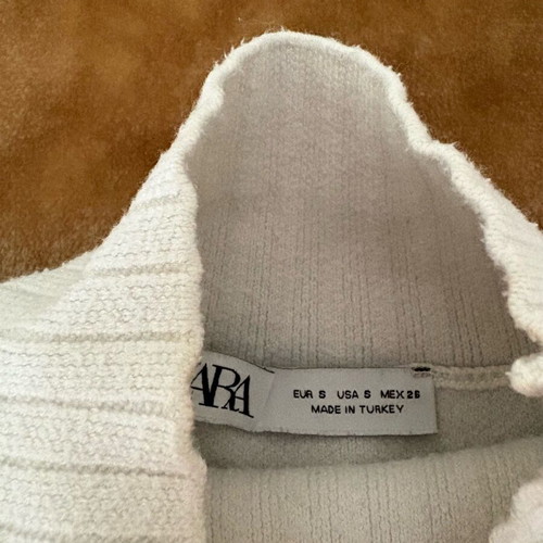 Zara Oversize Sweater white like new, size S