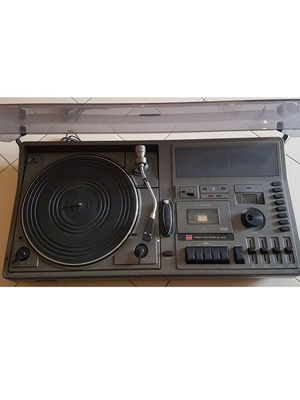Sharp Stereo Music Center SG-320X used with speakers