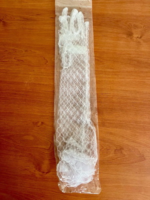 Tulle wedding gloves new, long with ruffle trim