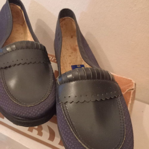 Women's blue ballerina shoes size 39, slightly defective