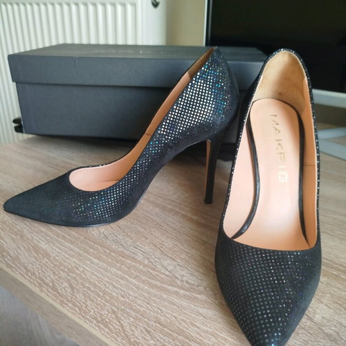 Women's shoes used, size 37, black pumps