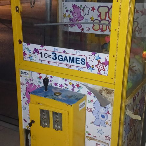 Coin-operated game machines used, pack of 4