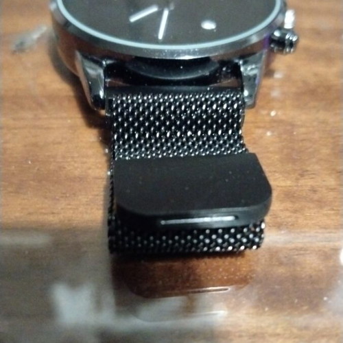 SOKI wristwatch with quartz movement and date, black magnetic metal strap