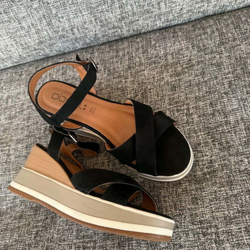 Obsel leather women's sandals size 38, black platform