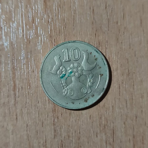 10 Cyprus Cents collectible coin 2004, Cypro-Archaic vessel design
