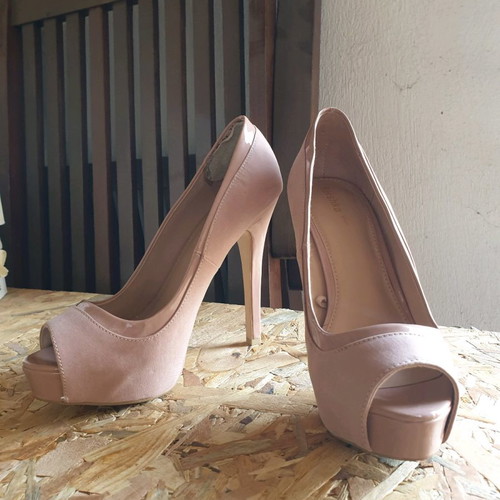 Bershka peep-toe pumps used pink-beige