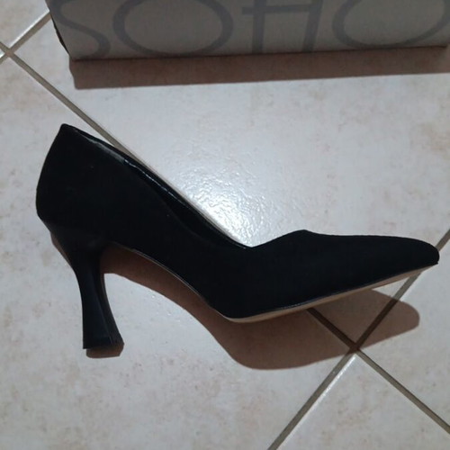 Black high heel pumps size 38
