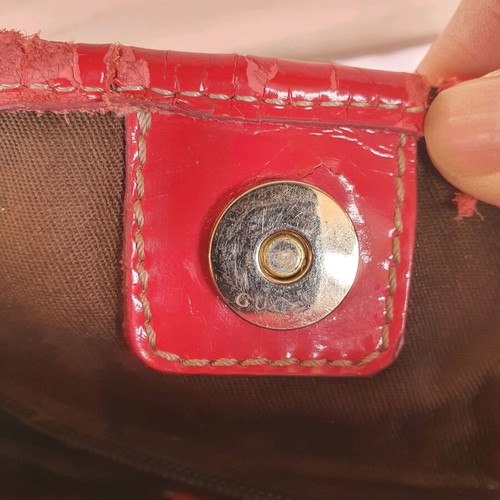 Gucci shoulder bag used, multicolor with wear damage