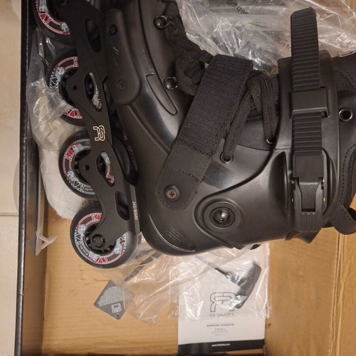 Inline skates FRX 80 no 42 like new, black