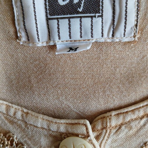 Eif sleeveless top beige embroidered size M like new