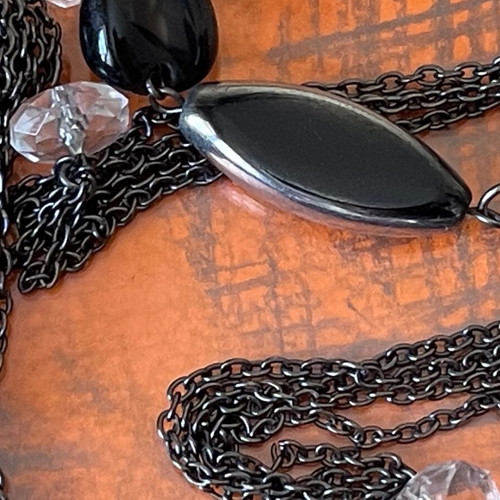 Italian necklace with MOP and black agate, length 60 cm, new