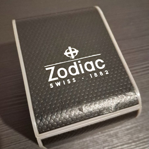 Zodiac Professional 200 Meters 3133010 Gold Quartz Diver 34mm like new