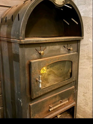Cast iron wood stove used, excellent working condition
