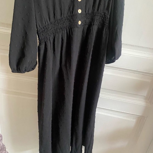 Black dress with buttons like new, size M