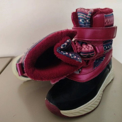 Girls' snow boot size 32 like new pink