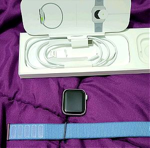 Apple Watch SE Silver Aluminium 2023 GPS 40mm - Winter Blue Sports Loop