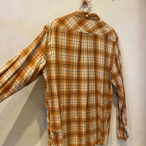 Gant cotton shirt size medium like new, orange