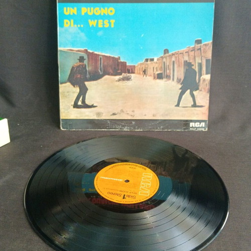 Per qualche dollari in Piu vinyl record used, western rock