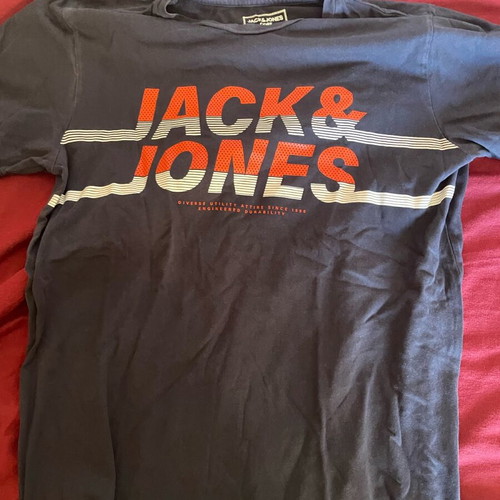 Jack and Jones T-shirt like new, size L