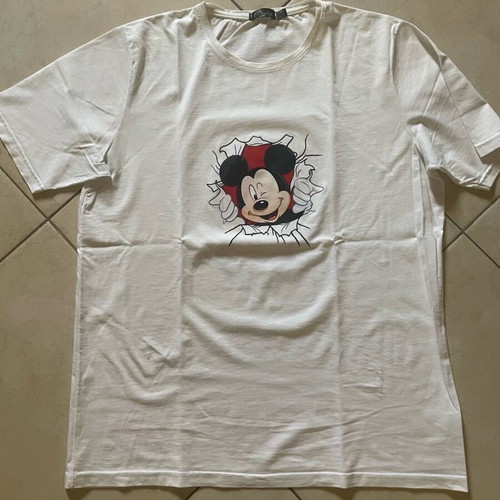 Omerta white T-shirt XXL like new with impressive design