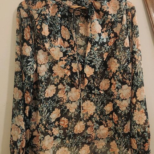 Mango floral shirt like new, airy, multicolored, size M