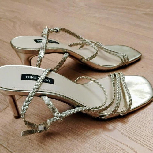 Nine West gold sandals like new, size 37.5