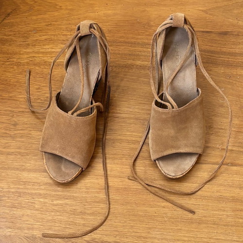 Aerosoles brown suede leather sandals like new, size 41