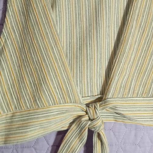 Top with Front Tie like new, yellow, size M