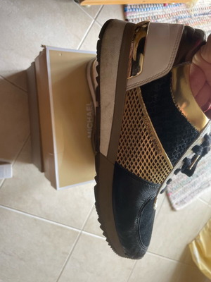 Michael Kors αθλητικά μεταχειρισμένα, μέγεθος 41, μαύρο και άσπρο
