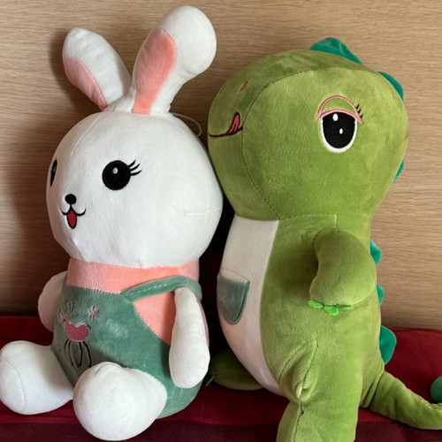 Set of 2 stuffed toys used, extra soft, about 25 and 30 cm