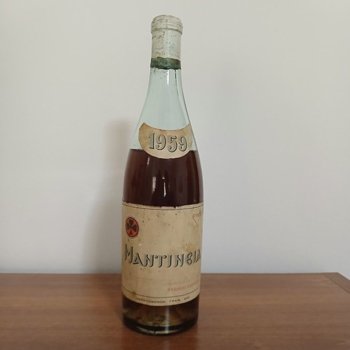 Mantineia 1959 sealed collectible wine bottle, Andreas Kampas