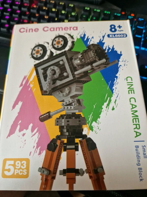 Cine Camera building blocks new, 593 pieces