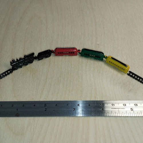 Collectible metal miniature train 7 pieces like new