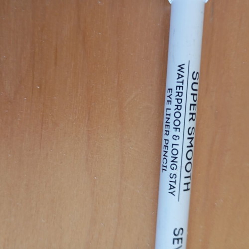 Seventeen Pencil Eyeliner Olive 13 like new, waterproof