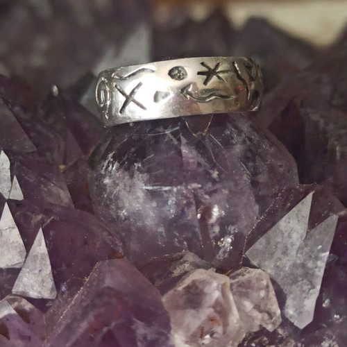 Handmade 925 silver ring like new with moon stars waves designs