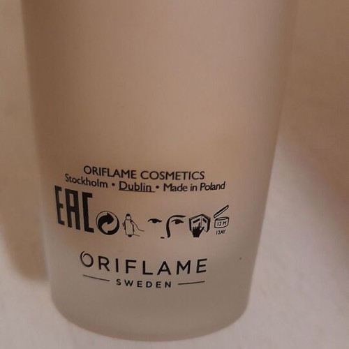 Oriflame Giordani Gold Liquid Make Up MasterCreation SPF 18 new
