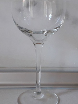 Ποτήρι κρασιού κολωνάτο καινούργιο, ύψος 20,5 εκ.