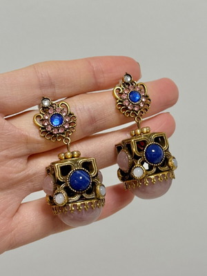 Vintage style earrings new, pink