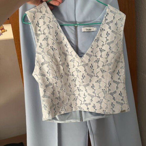 Long bell-bottom trousers and top set