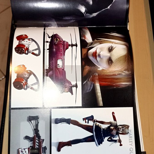Batman Arkham Knight art book with comic issue 0, used
