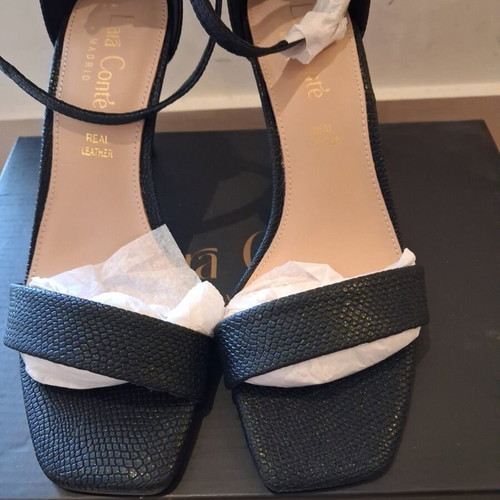 Lara Conte Madrid leather sandals new, black, heel height 8 cm, size 37
